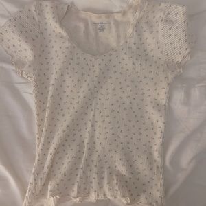 Brandy Melville baby tee floral frill